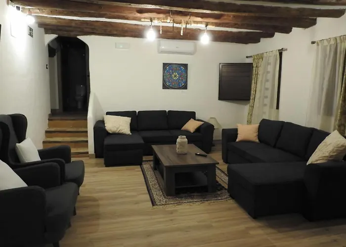 Casa Larralde Bisimbre